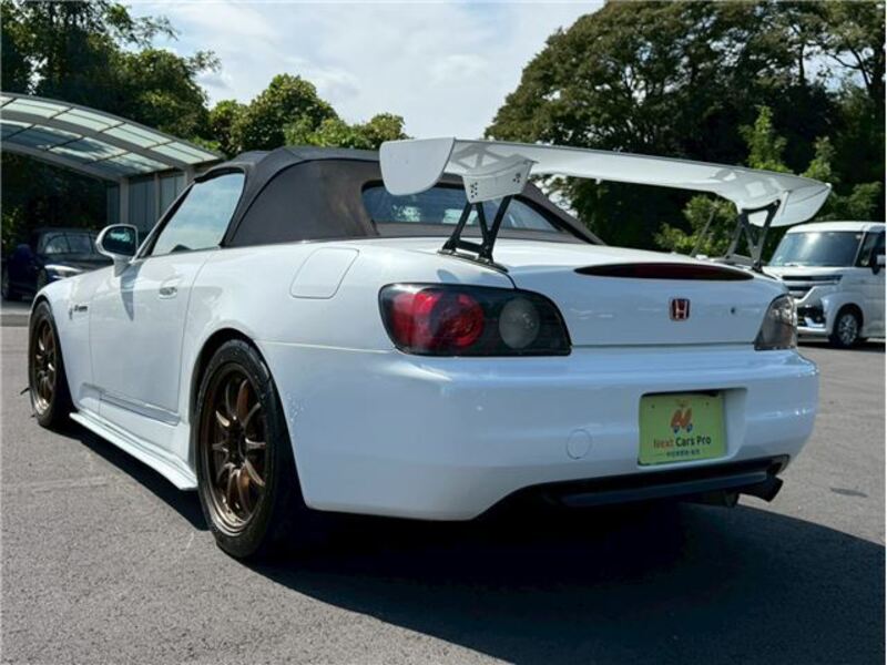 S2000