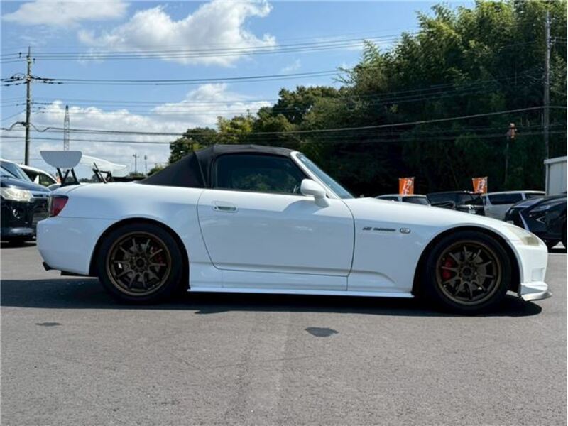 S2000