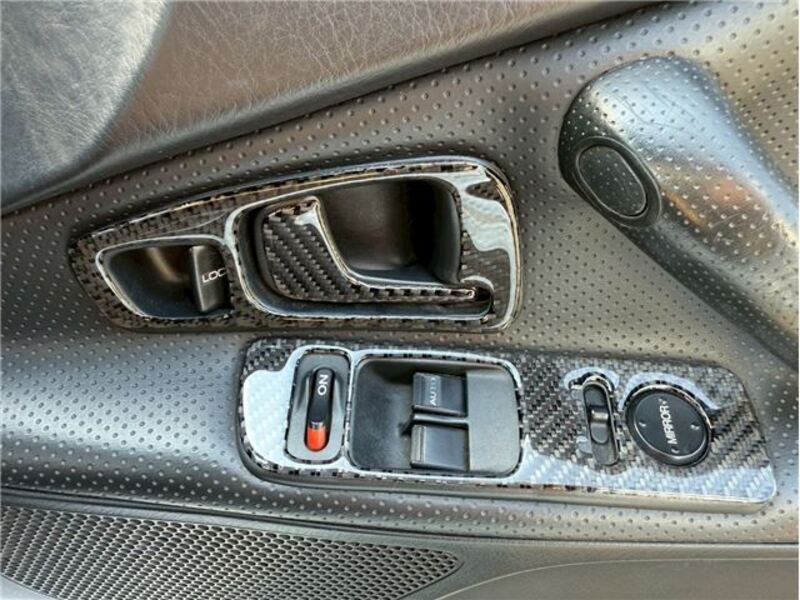 S2000