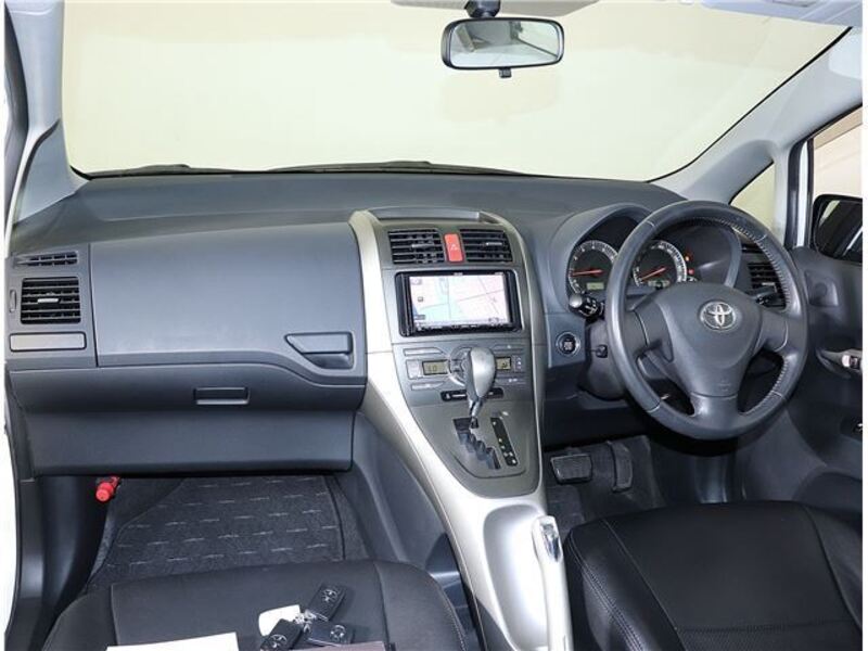 AURIS