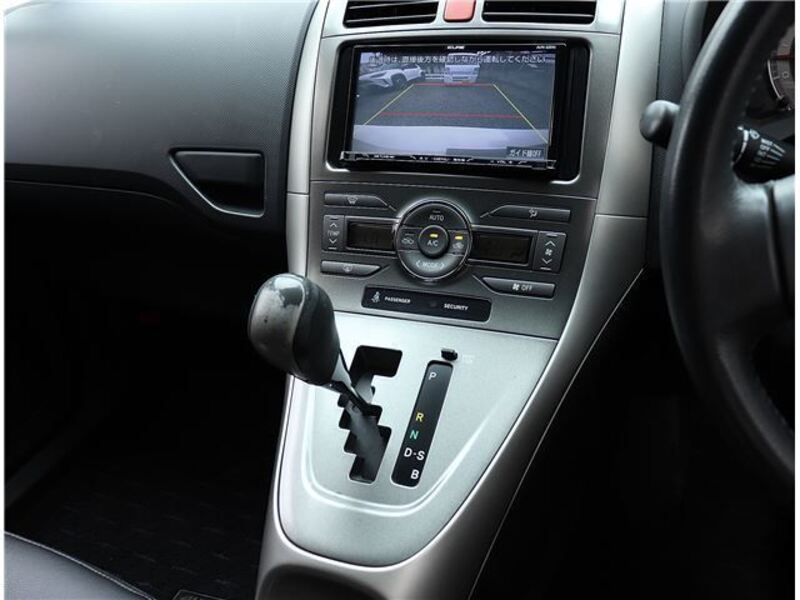 AURIS
