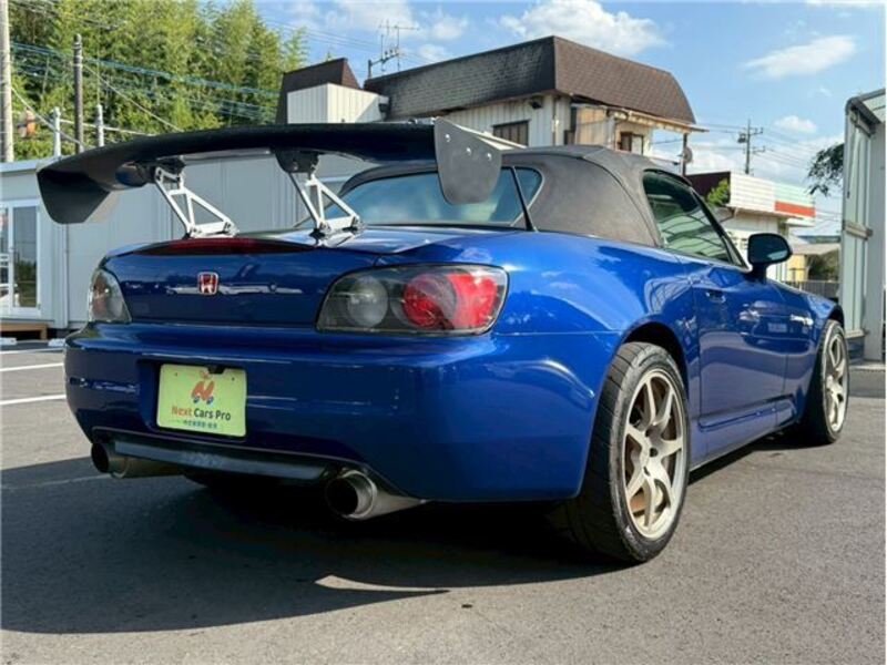 S2000