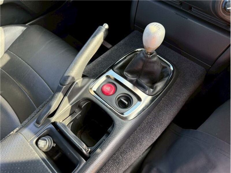 S2000