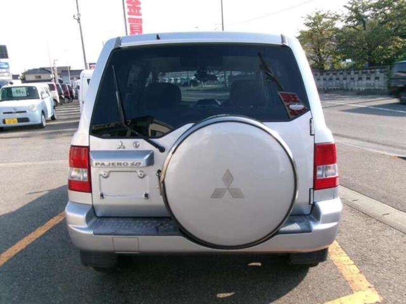 PAJERO IO