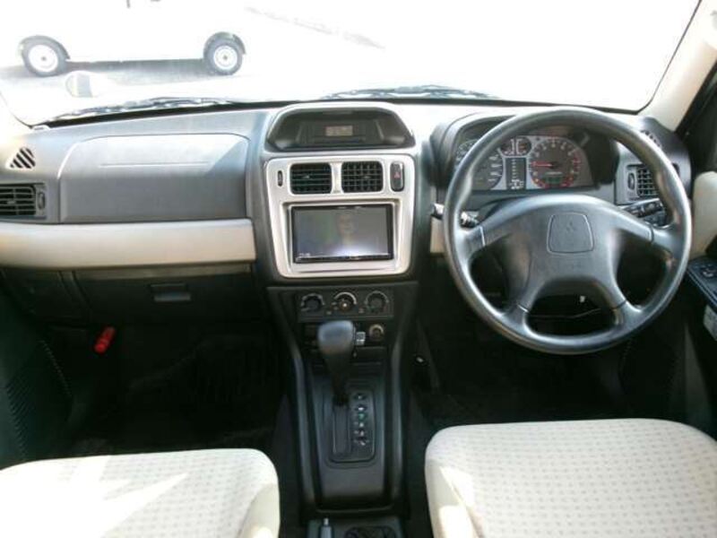 PAJERO IO