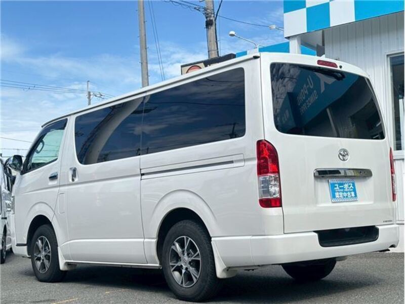 HIACE