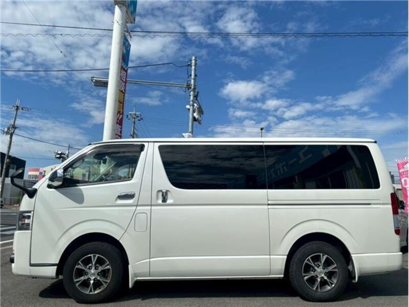 HIACE