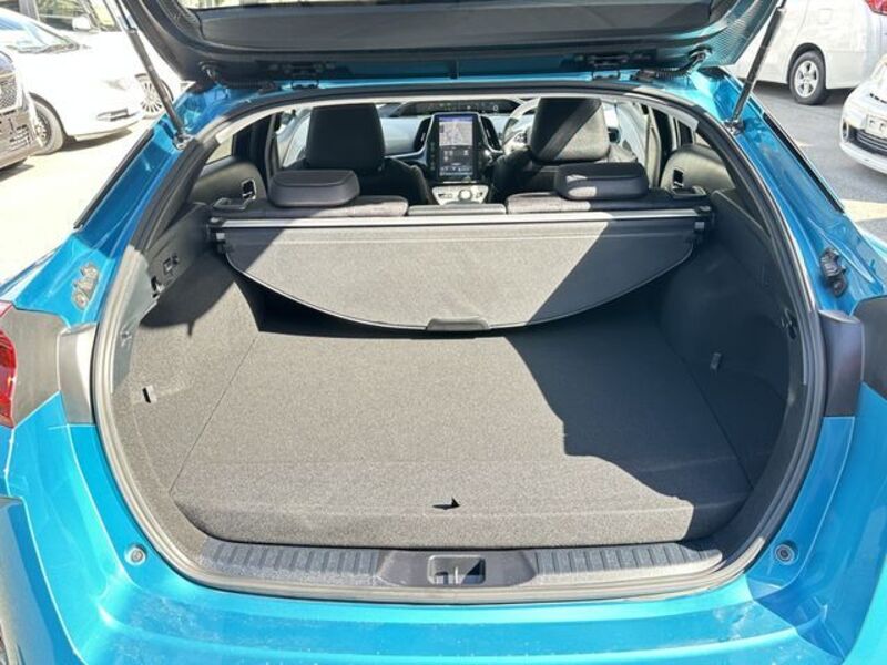 PRIUS PHV