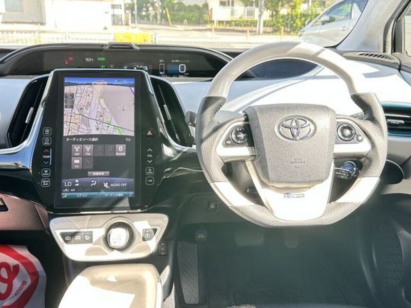 PRIUS PHV