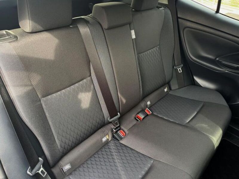 YARIS CROSS