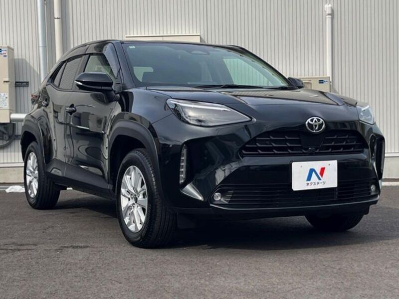 YARIS CROSS