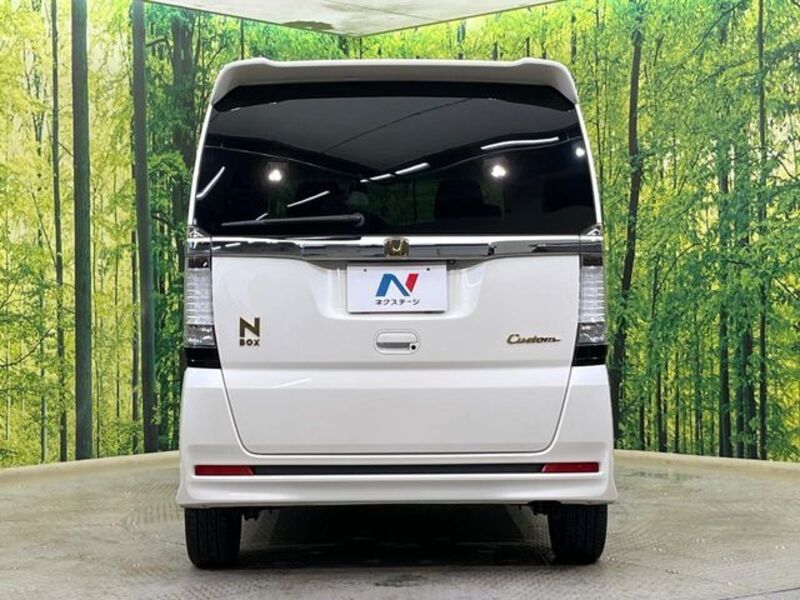 N BOX CUSTOM