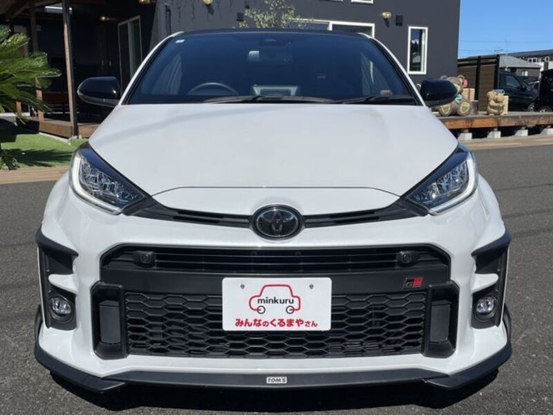 GR YARIS