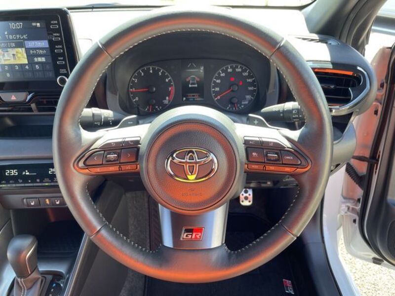 GR YARIS
