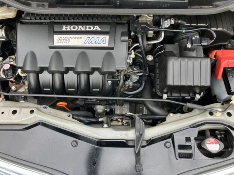 FIT HYBRID