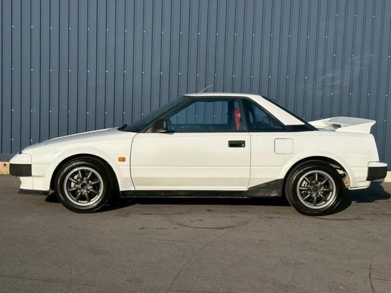 MR2