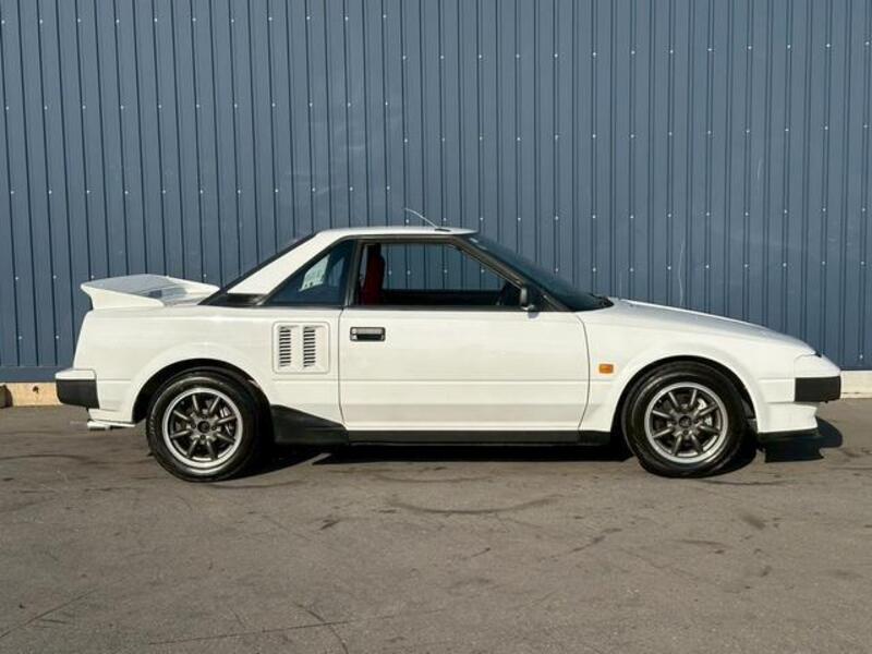 MR2