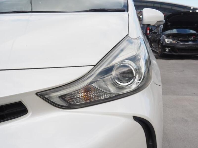PRIUS ALPHA