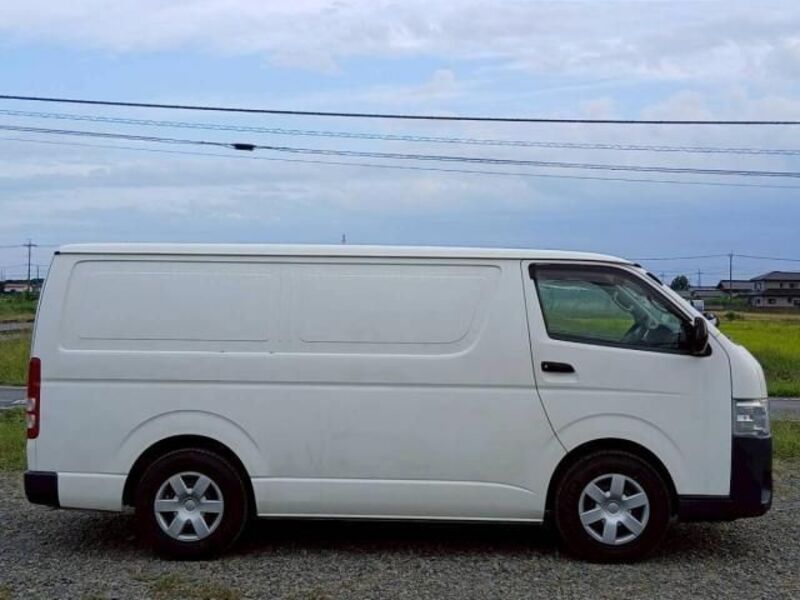 HIACE
