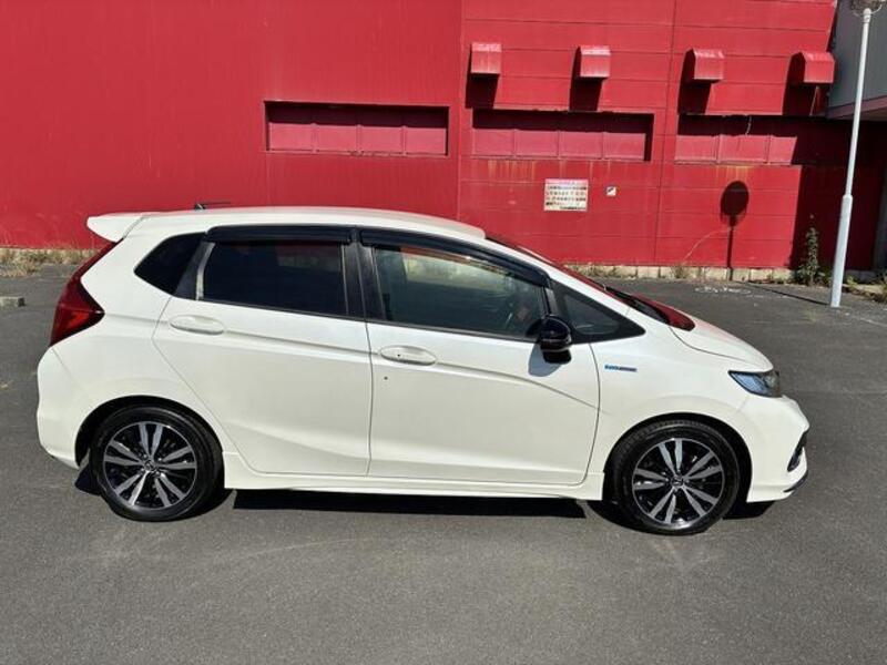 FIT HYBRID
