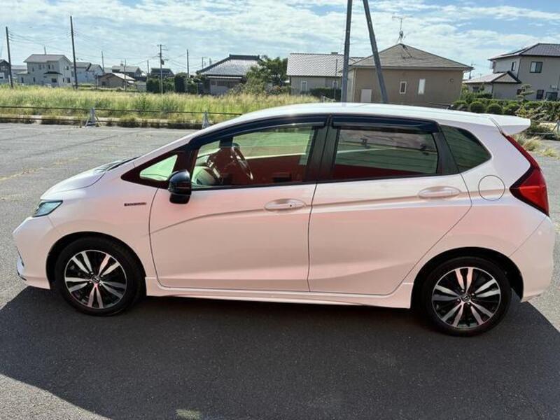 FIT HYBRID