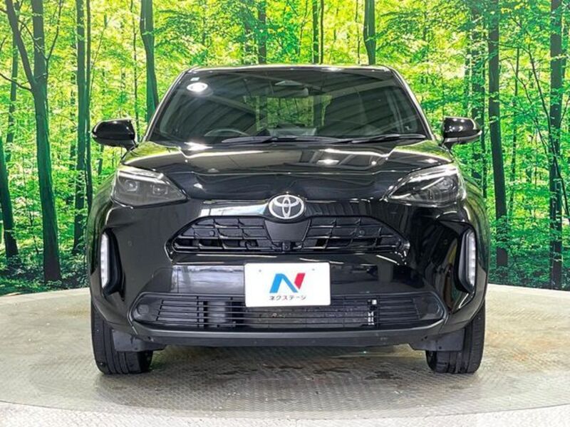 YARIS CROSS