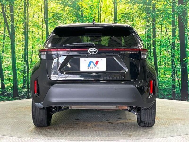 YARIS CROSS