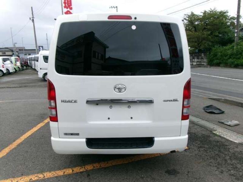 HIACE VAN