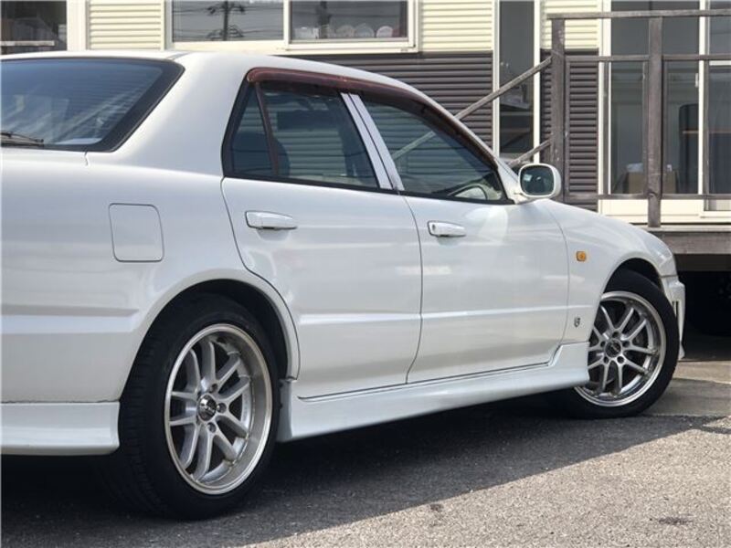 SKYLINE