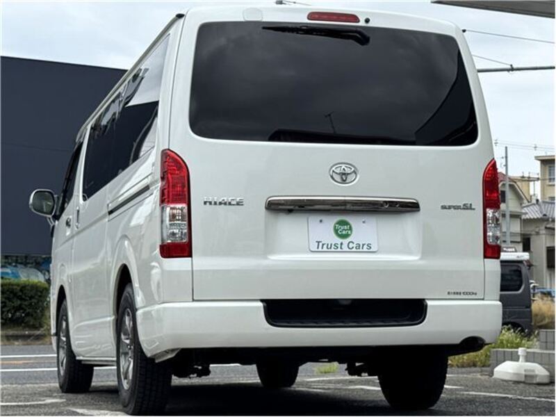 HIACE VAN