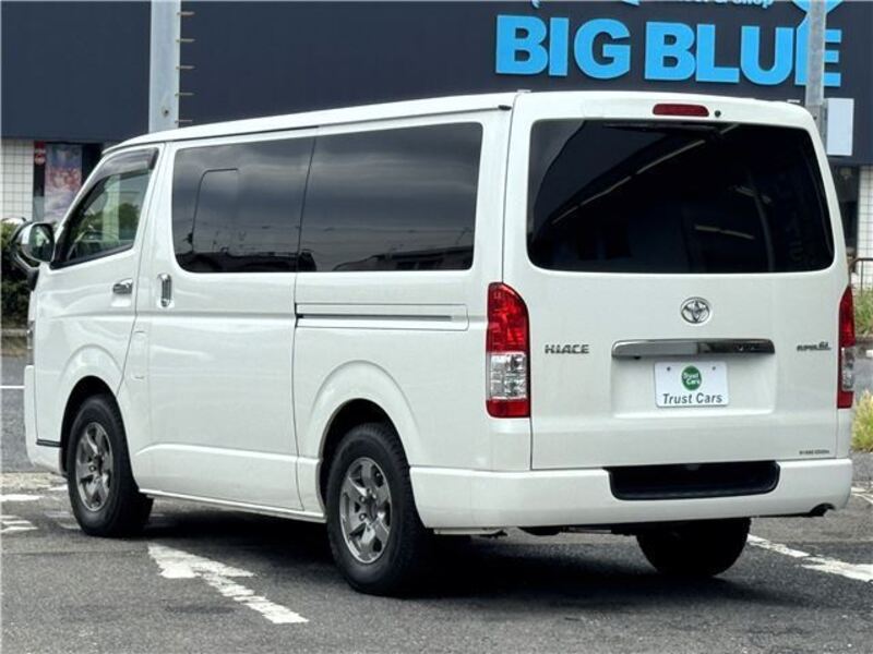 HIACE VAN