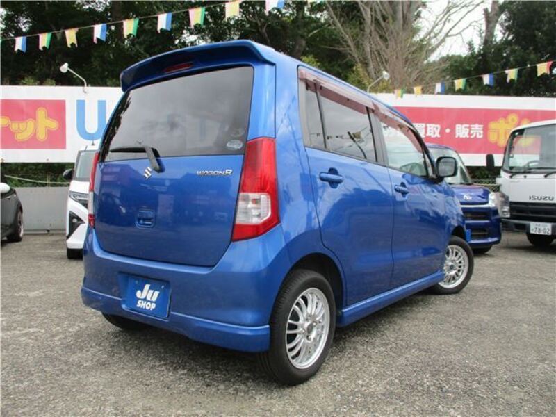 WAGON R