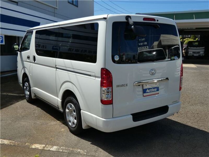 HIACE VAN