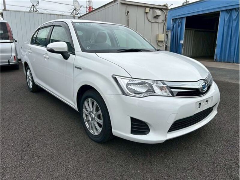 COROLLA AXIO