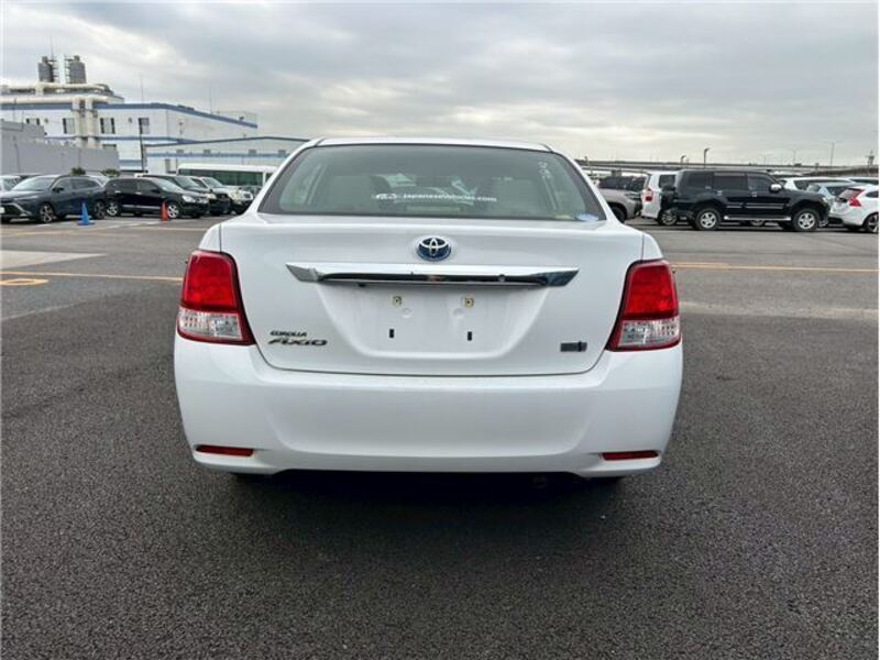 COROLLA AXIO