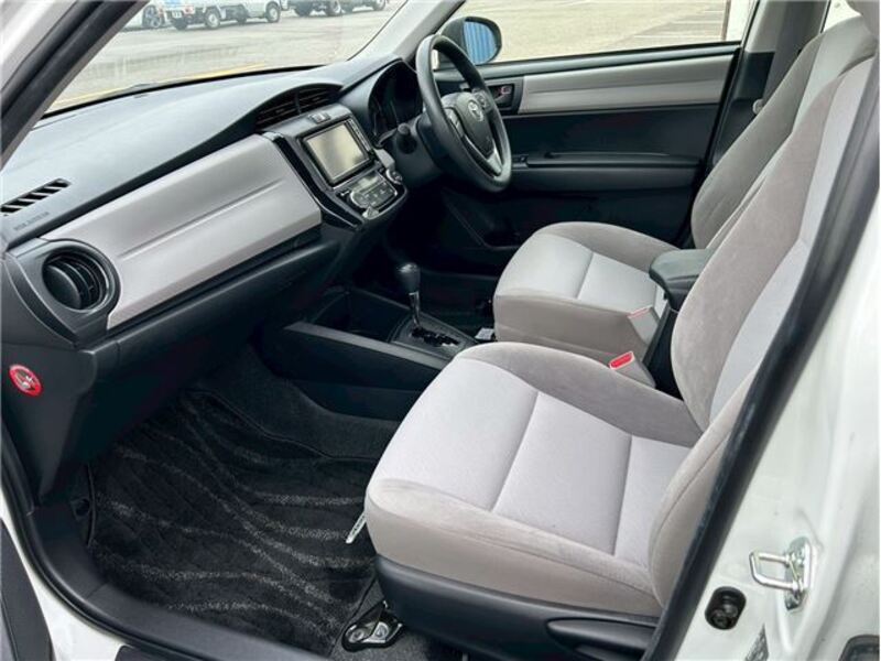 COROLLA AXIO