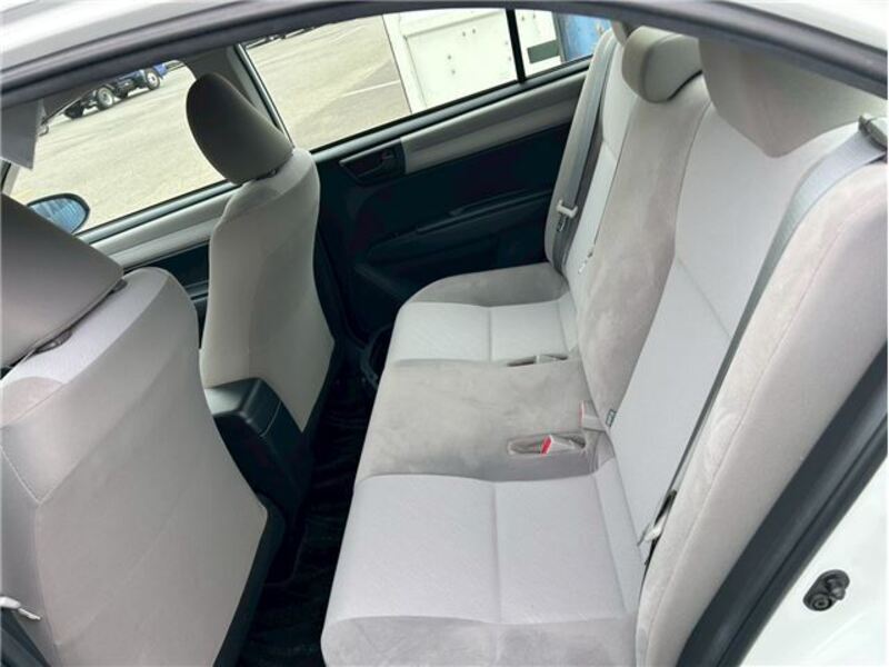 COROLLA AXIO