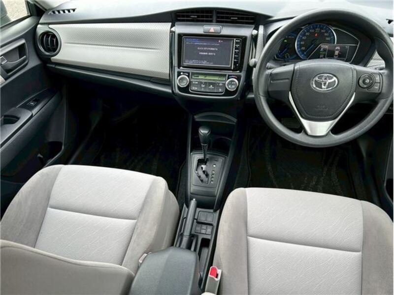 COROLLA AXIO