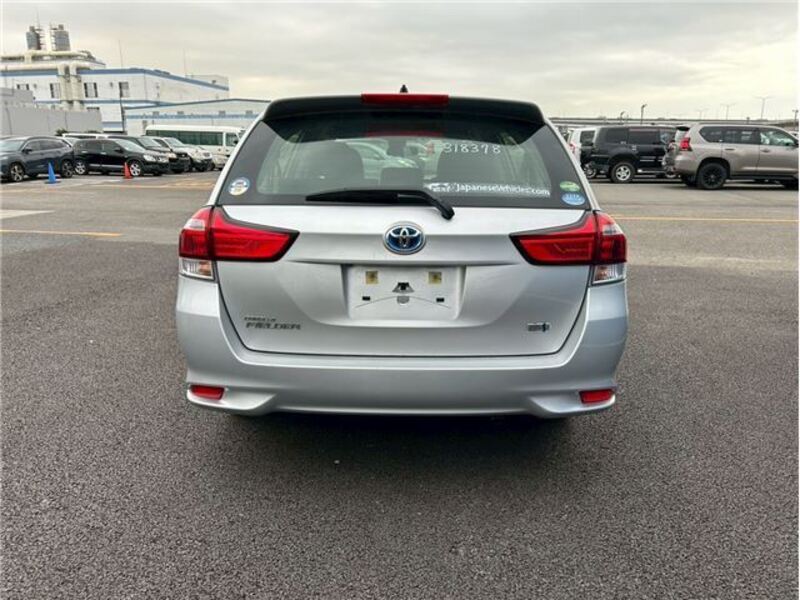 COROLLA FIELDER
