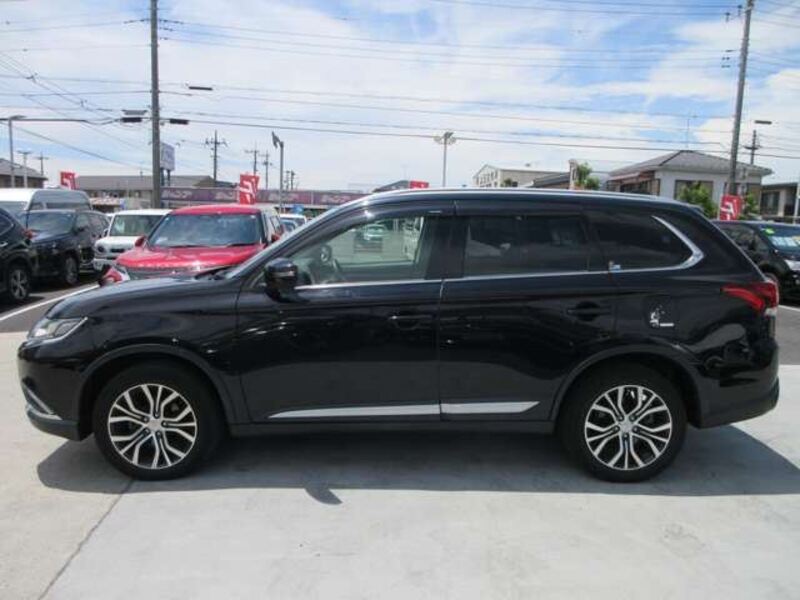 OUTLANDER