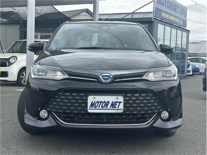 COROLLA AXIO