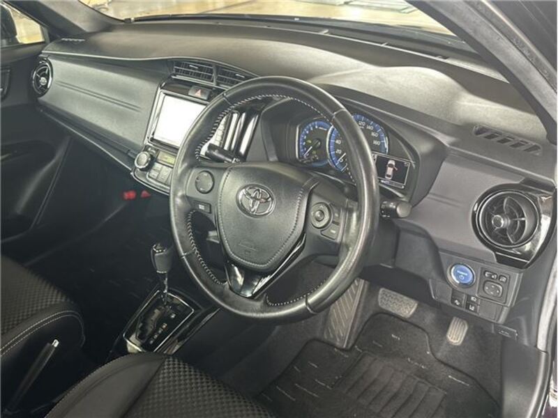 COROLLA AXIO