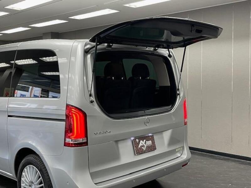 V-CLASS