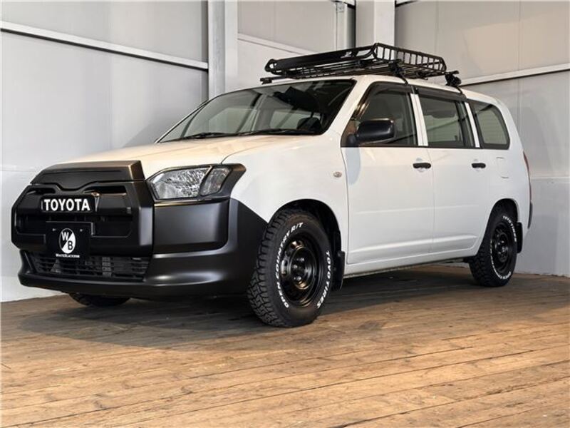 TOYOTA PROBOX VAN