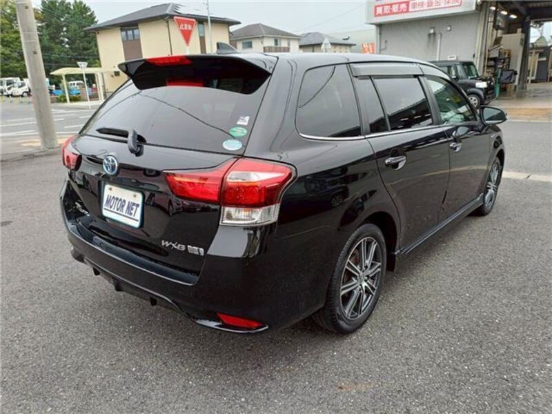 COROLLA FIELDER