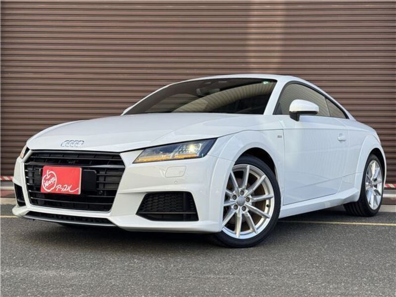 AUDI TT