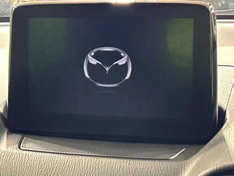 MAZDA2