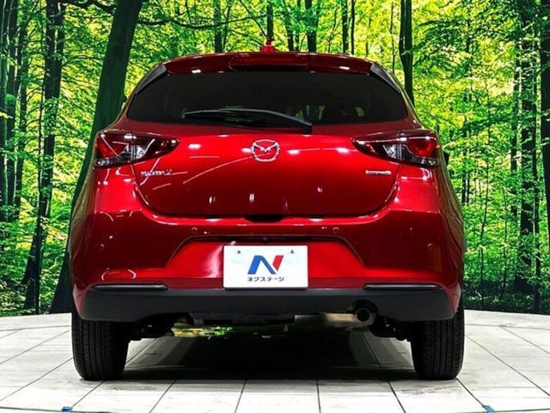 MAZDA2