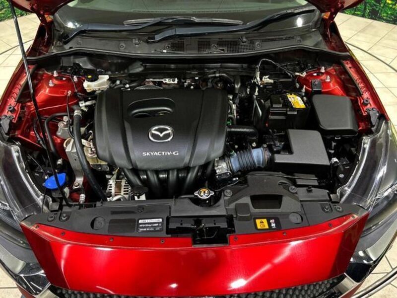 MAZDA2
