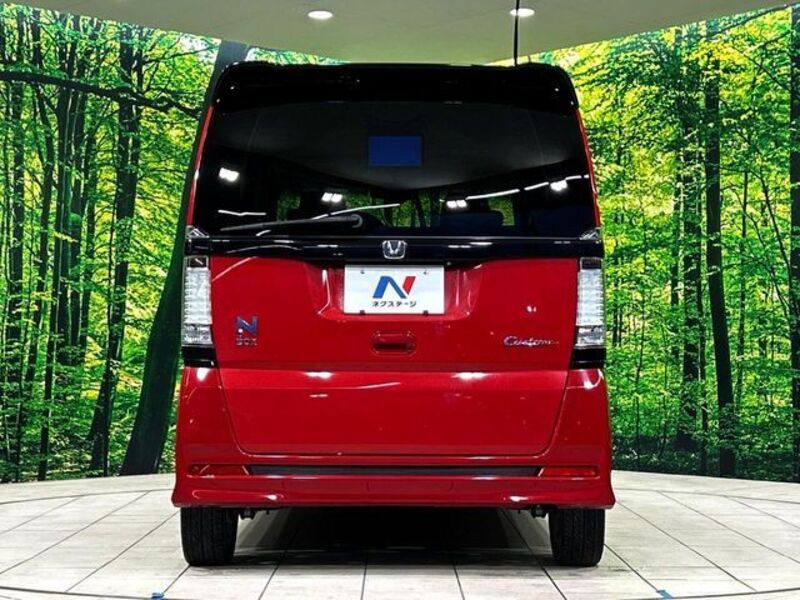 N BOX CUSTOM
